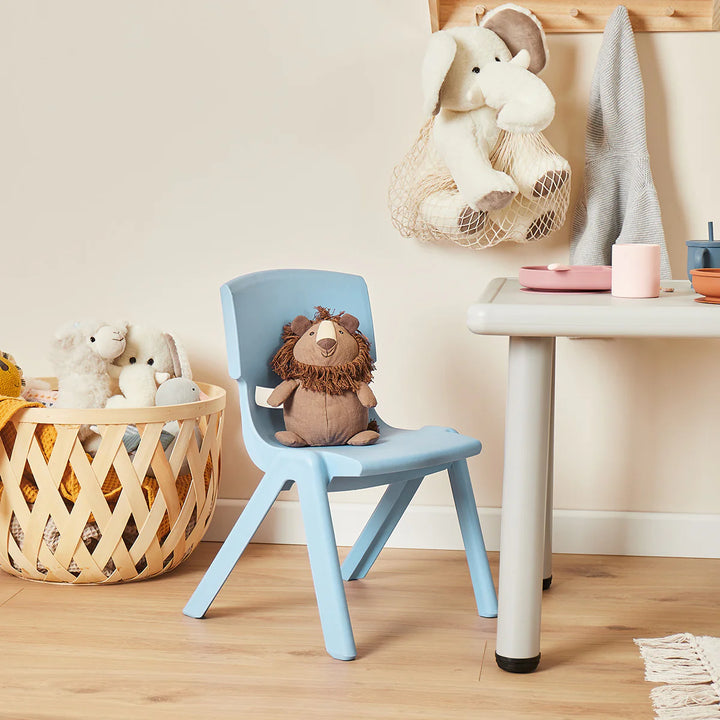 Stolica pastelno plava