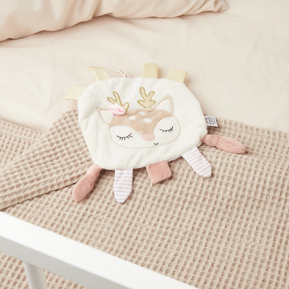 Zvečkeća dekica srna Ella