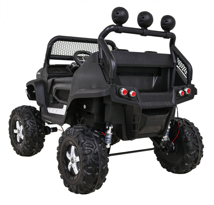 Mercedes BENZ UNIMOG - Crna