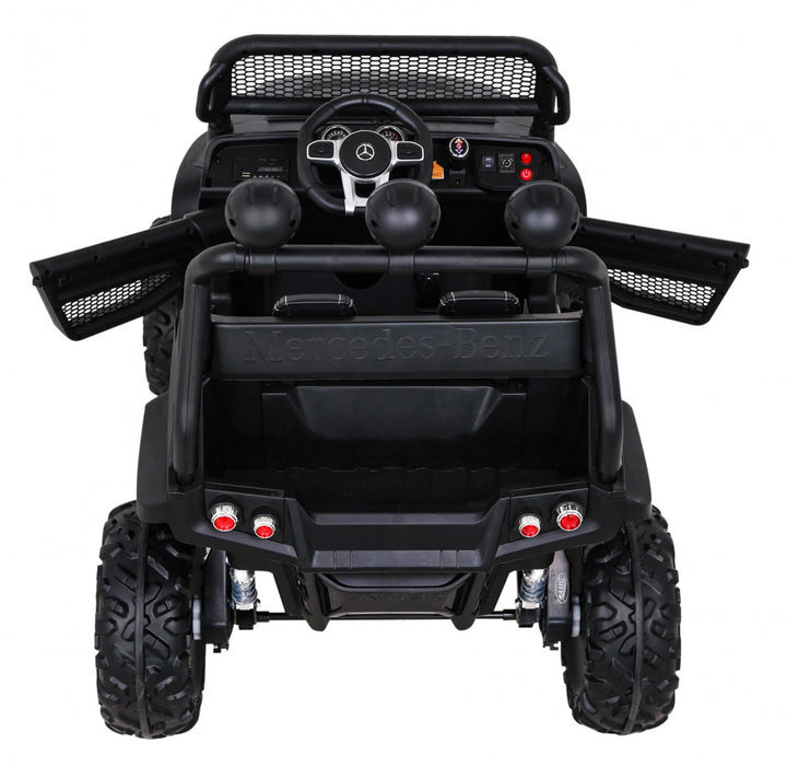 Mercedes BENZ UNIMOG - Crna