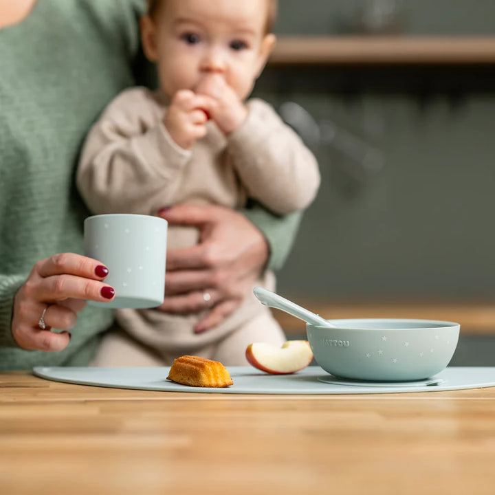 Dječji set posuđa od silikona 4 dijela - green and stars