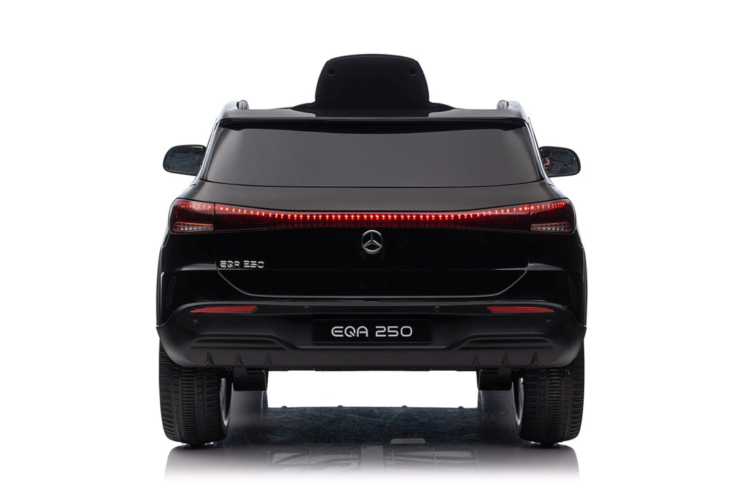 Mercedes Benz EQA 250 - Crna