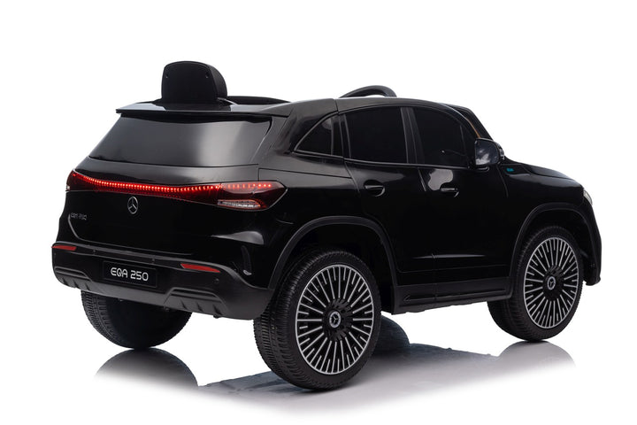 Mercedes Benz EQA 250 - Crna