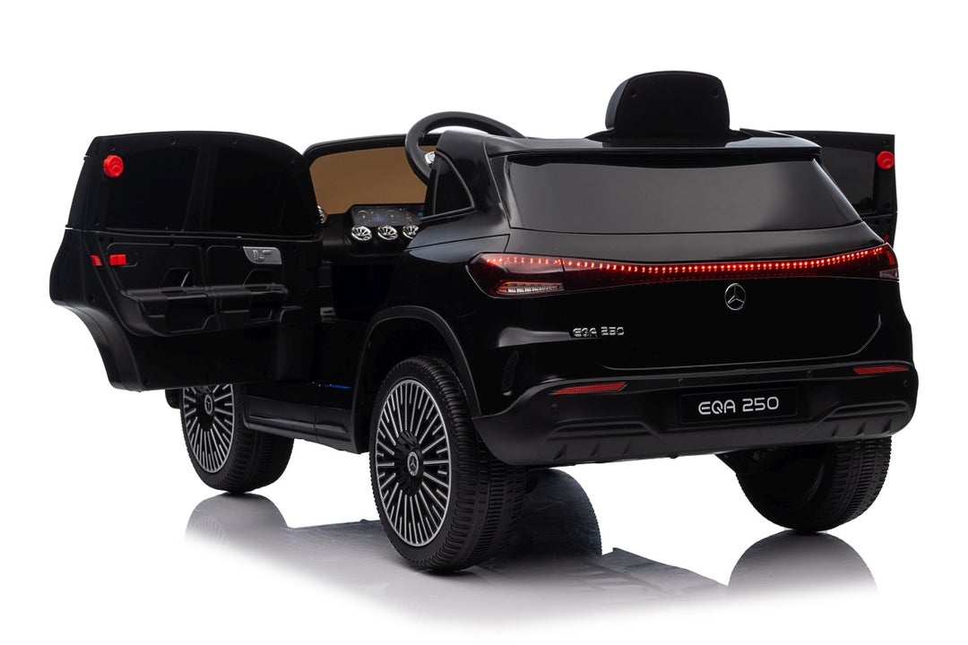 Mercedes Benz EQA 250 - Crna
