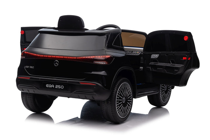 Mercedes Benz EQA 250 - Crna