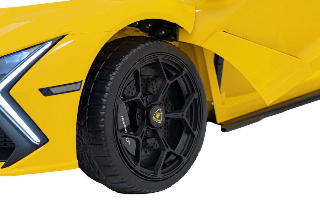 Lamborghini Revuelto - Žuta