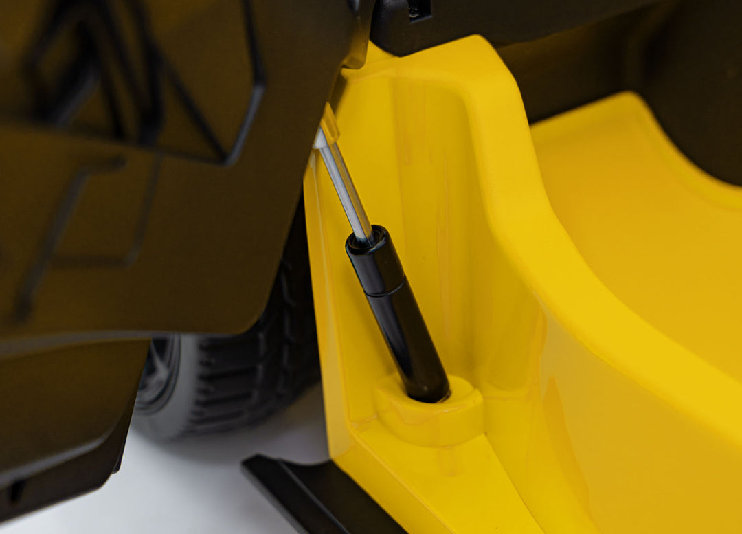 Lamborghini Revuelto - Žuta