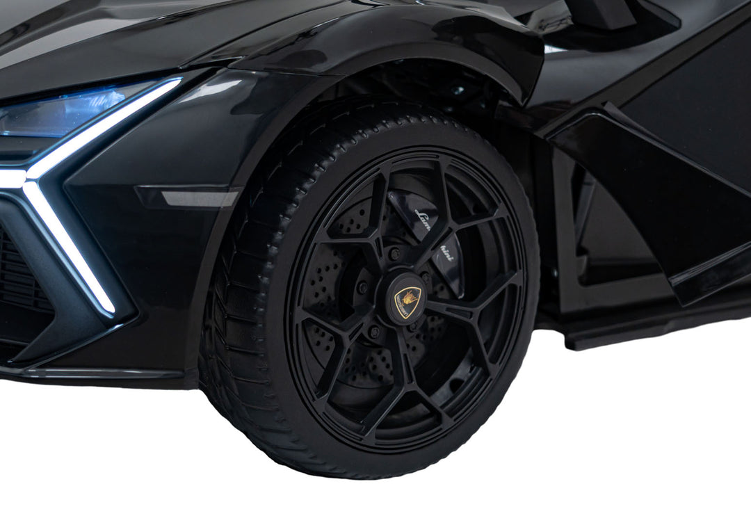 Lamborghini Revuelto - Crna