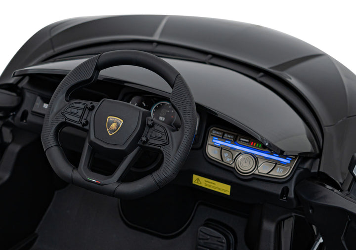 Lamborghini Revuelto - Crna