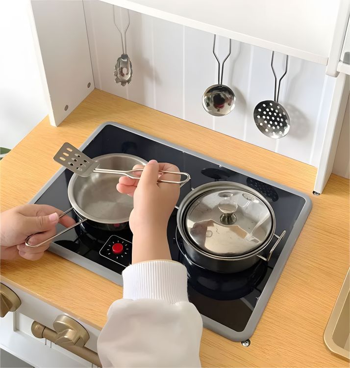 Ecotoys® Drvena kuhinja za djecu s dodacima