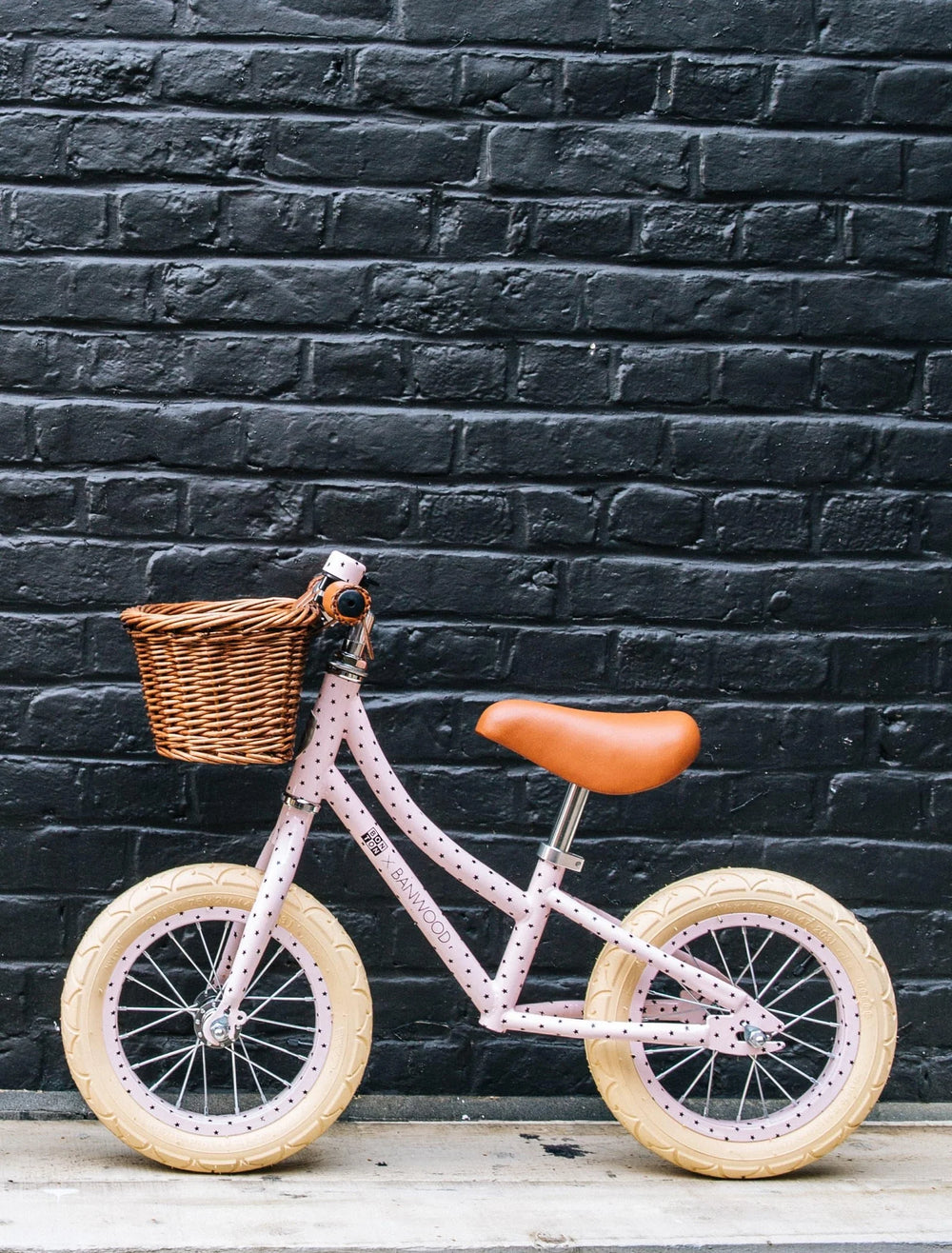 Banwood balansni bicikl Bonton Pink