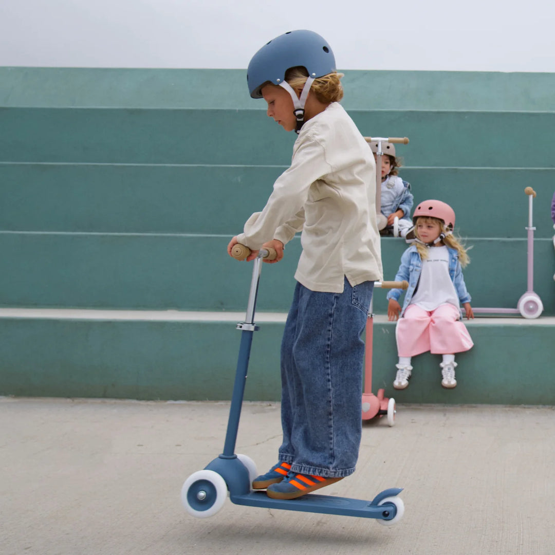 Banwood Eco kaciga Deep Sea