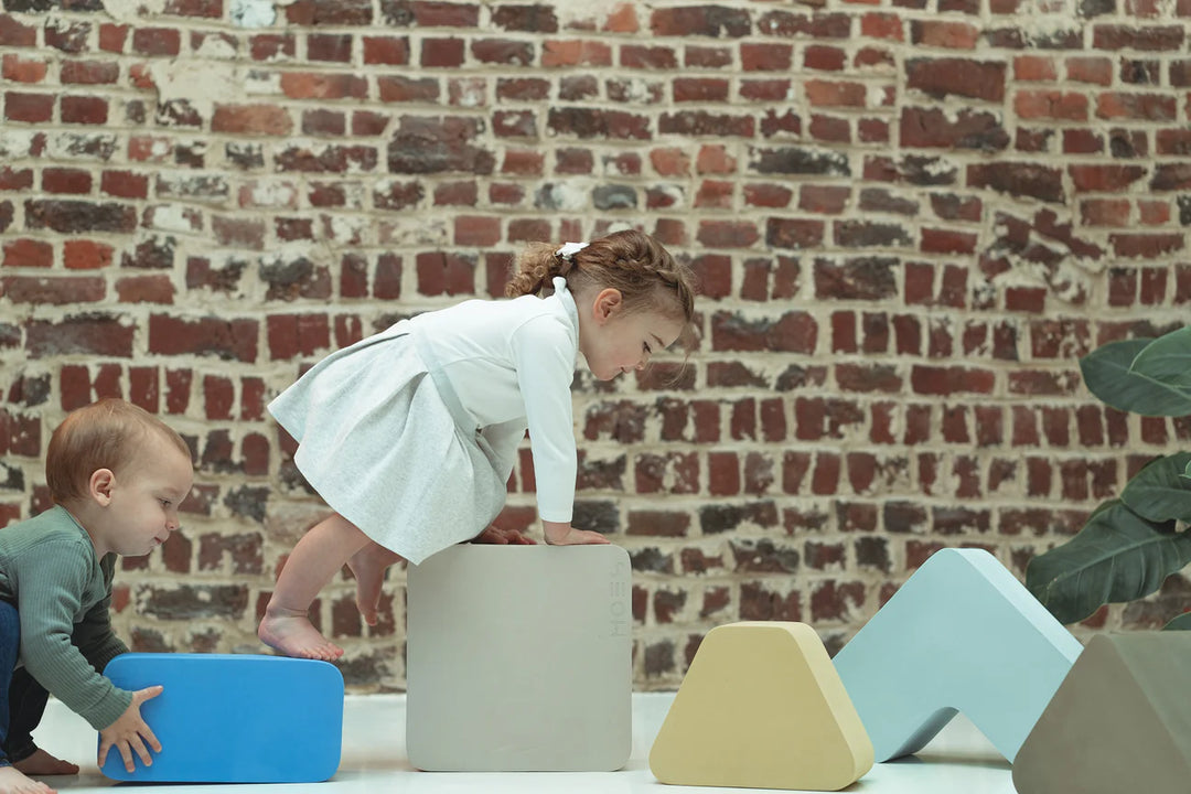 Moes Likovi za igru - Play Blocks Sky