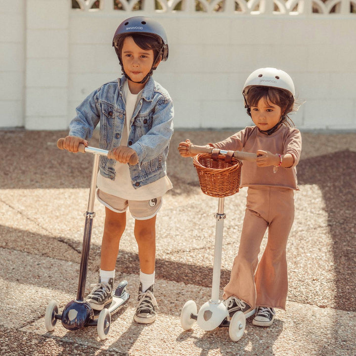 Banwood romobil White