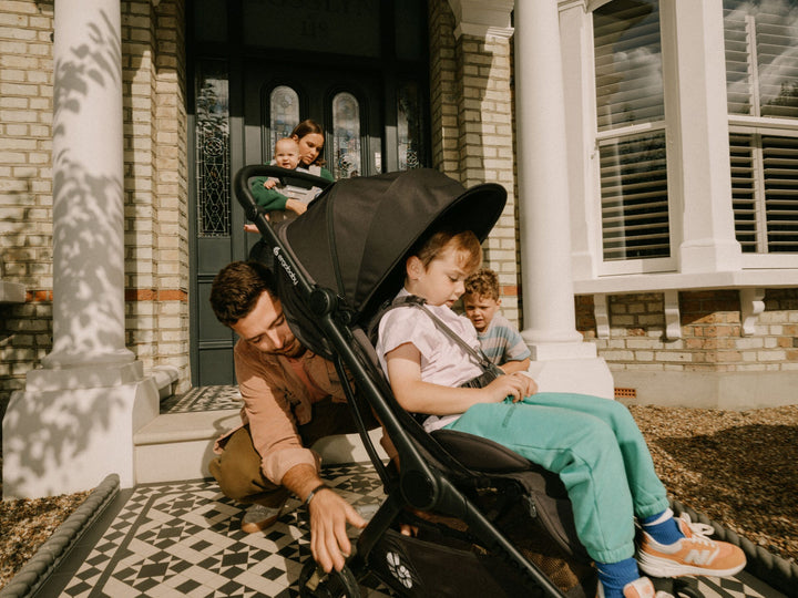 Ergobaby Metro 3 kompaktna gradska kolica Onyx Black